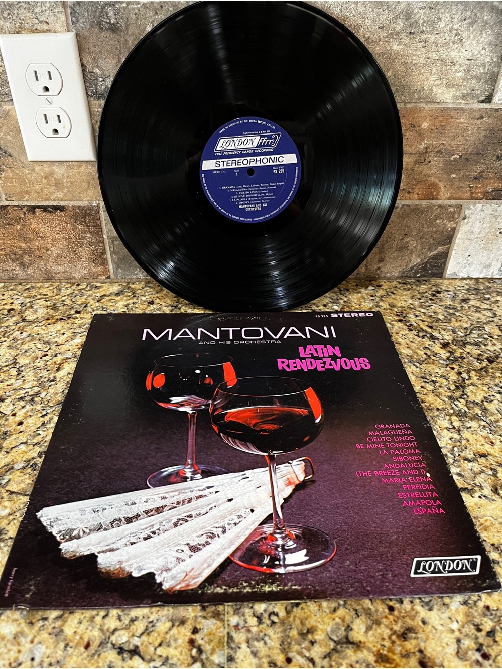 Latin Rendezvous by Mantovani (Vinyl LP, 1962, London Records) no scratches